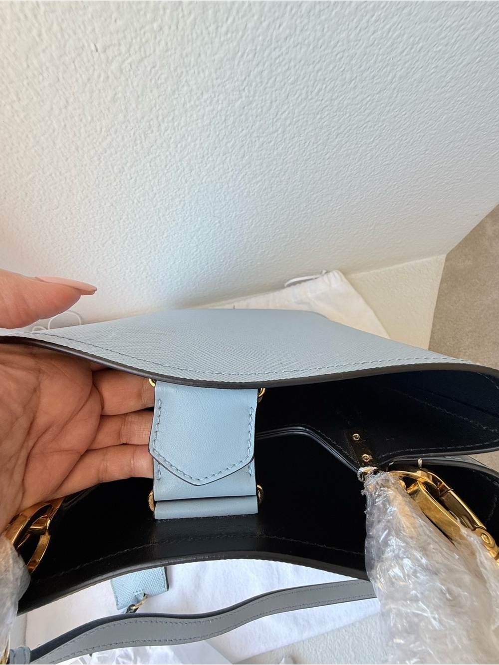 Prada Powder Blue Saffiano Leather Bucket Top-Handle Tote | Dust Bag | Authentic - Picture 4 of 11